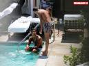 Cristiano Ronaldo en la piscina del hotel en Los Ángeles